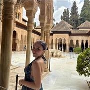 Estudiante de enfermería apta para todas las edades